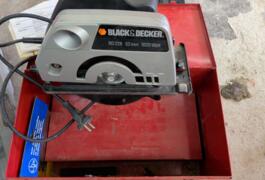 Location outil Scie circulaire Électrique Black et decker près de Étréchy