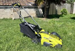 Location outil Tondeuse Électrique Ryobi près de Champlan