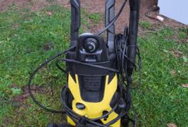 Location outil Nettoyeur haute pression Électrique Karcher près de Les Deux-Rives