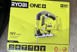 Location outil Scie sauteuse Sans-fil Ryobi près de Champlan