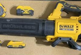 Location outil Aspirateur souffleur Électrique Dewalt près de Boulogne-Billancourt