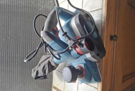 Location outil Rabot Électrique Erbauer près de Verzé