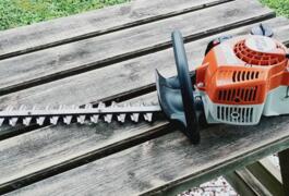 Location outil Taille haie Thermique Stihl près de Agnetz