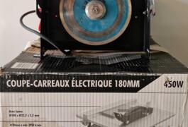 Location outil Coupe carreaux Électrique près de Oullins-Pierre-Bénite