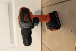 Location outil Perceuse Sans-fil Black et decker près de Thiant