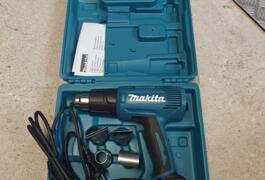 Location outil Décapeur Électrique Makita près de Châtel-Guyon
