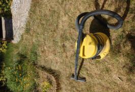 Location outil Aspirateur eau poussière Électrique Karcher près de Aix-en-Provence