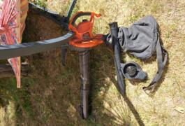 Location outil Aspirateur souffleur Électrique Black et decker près de Aix-en-Provence
