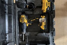Location outil Perceuse Sans-fil Dewalt près de Chezelles