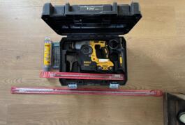 Location outil Burineur perforateur Électrique Dewalt près de Chezelles