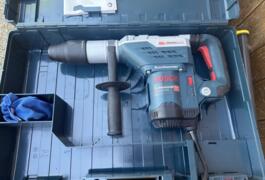 Location outil Burineur perforateur Électrique Bosch près de Sennecey-le-Grand