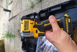 Location outil Visseuse Électrique Dewalt près de Argenteuil