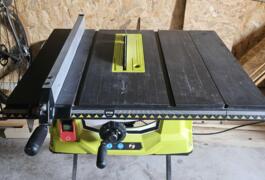 Location outil Scie sur table Électrique Ryobi près de Aiton