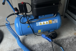 Location outil Compresseur Électrique près de Limay
