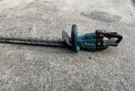 Location outil Taille haie Électrique Makita près de Bouxières-aux-Bois