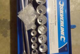 Location outil Clé à douille Coffret Silverline près de Saint-Jacques-de-la-Lande