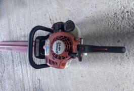 Location outil Taille haie Thermique Stihl près de Fals