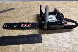 Location outil Tronçonneuse Briggs &amp; stratton près de Savines-le-Lac