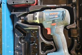 Location outil Perceuse Sans-fil Bosch pro près de Pau