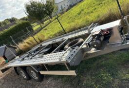 Location outil Remorque porte voiture Moins de 750kg près de Pernay