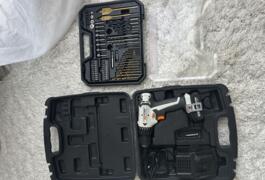 Location outil Perceuse Sans-fil Dexter près de Fontenay-le-Fleury