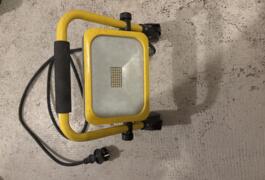 Location outil Éclairage Électrique près de Saint-Maur-des-Fossés