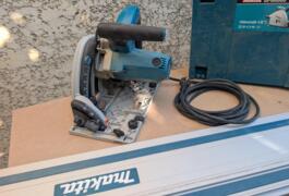 Location outil Scie plongeante Électrique Makita près de Romans-sur-Isère