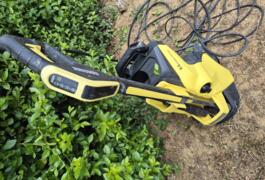Location outil Nettoyeur haute pression Électrique Karcher près de Roissy-en-Brie
