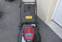 Location outil Tondeuse Thermique Honda près de Puylaurens