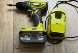 Location outil Perceuse Sans-fil Ryobi près de Courbevoie