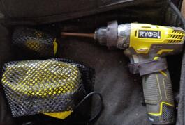 Location outil Perceuse Sans-fil Ryobi près de Saint-Romain-de-Colbosc