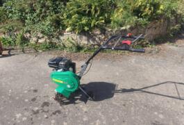 Location outil Motobineuse Thermique Divers près de Plouay