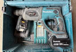 Location outil Burineur perforateur Électrique Makita près de Vexin-sur-Epte
