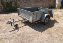 Location outil Remorque Moins de 750kg près de Chambourg-sur-Indre