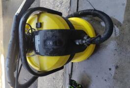 Location outil Shampouineuse Karcher près de Lorris