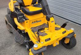 Location outil Tondeuse autoportée Thermique Cub Cadet près de Portet-sur-Garonne
