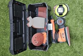 Location outil Ponceuse vibrante Électrique Black et decker près de Herblay-sur-Seine