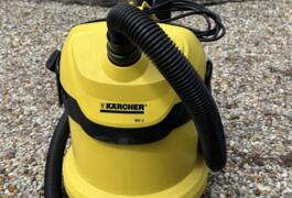 Location outil Aspirateur eau poussière Électrique Karcher près de Angoulême