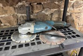 Location outil Meuleuse Électrique Makita près de Bozouls