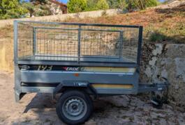 Location outil Remorque Moins de 750kg près de Dargoire