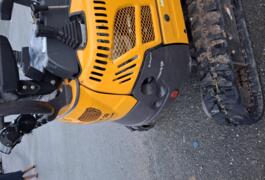 Location outil Minipelle Kubota près de Villeneuve-la-Comtesse