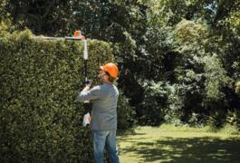 Location outil Taille haie sur perche Électrique Stihl près de Saint-Lyphard