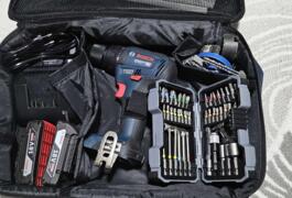 Location outil Perceuse Sans-fil Bosch près de Herblay-sur-Seine