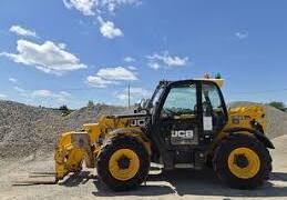 Location outil Chargeuse Thermique JCB près de La Rochelle