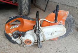 Location outil Découpeuse à disque Thermique Stihl près de Lays-sur-le-Doubs