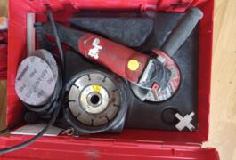 Location outil Découpeuse à disque Hilti près de Argenteuil