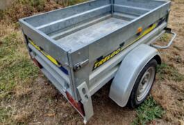 Location outil Remorque Moins de 750kg près de Bondaroy