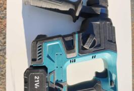 Location outil Burineur perforateur Électrique Makita près de Pauillac