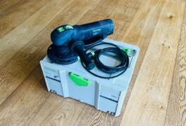 Location outil Ponceuse Électrique Festool près de Sèvremoine