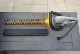 Location outil Taille-haie Ryobi près de Biscarrosse